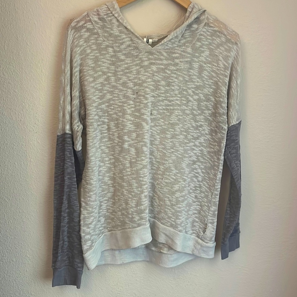 Vans lightweight long sleeve size M